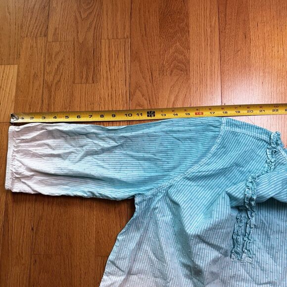 Chico’s Ombre Tunic Top White Aqua Sz 2 EUC Ruffle Resort Wear Coastal Cruise - Picture 9 of 16